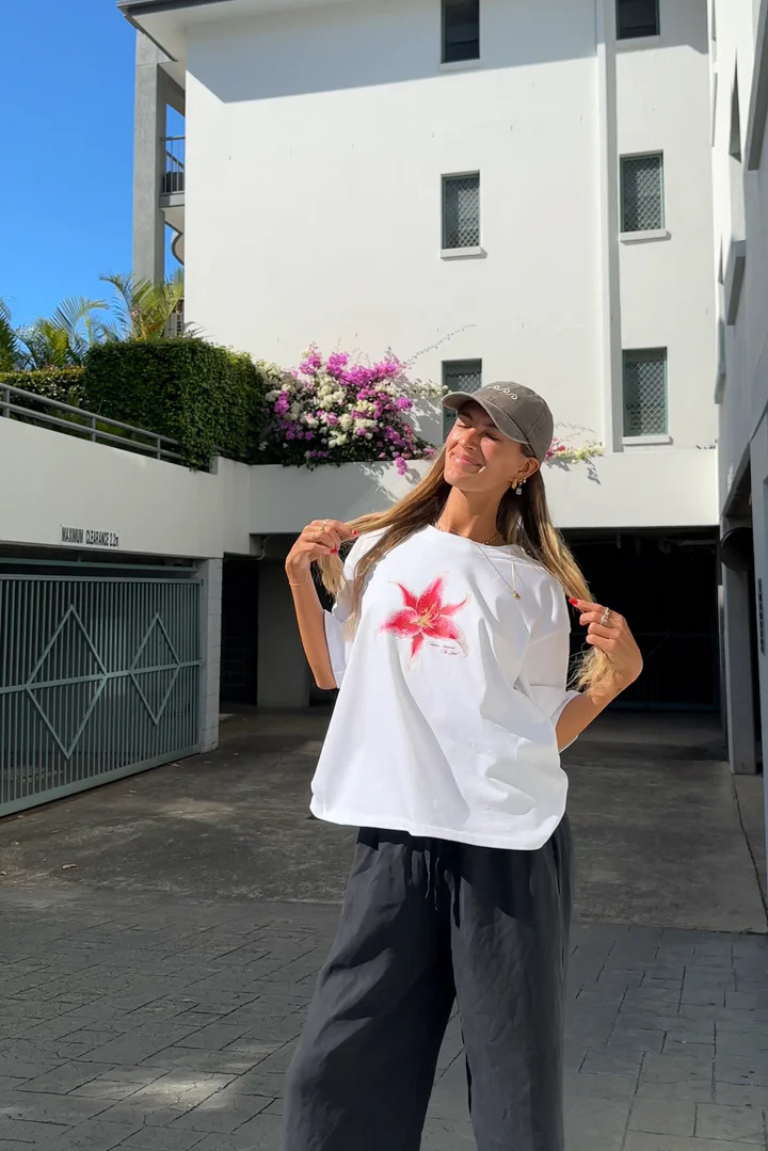 Lily Tee