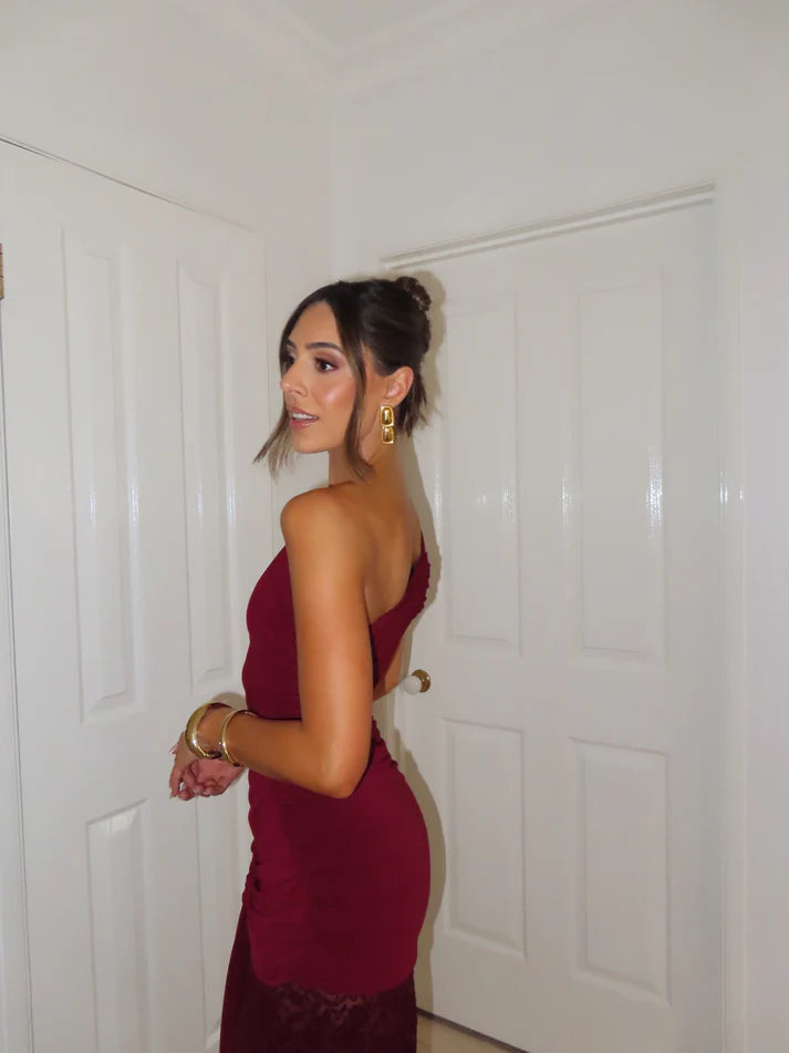 Paradiso Lace Maxi Dress in Shiraz