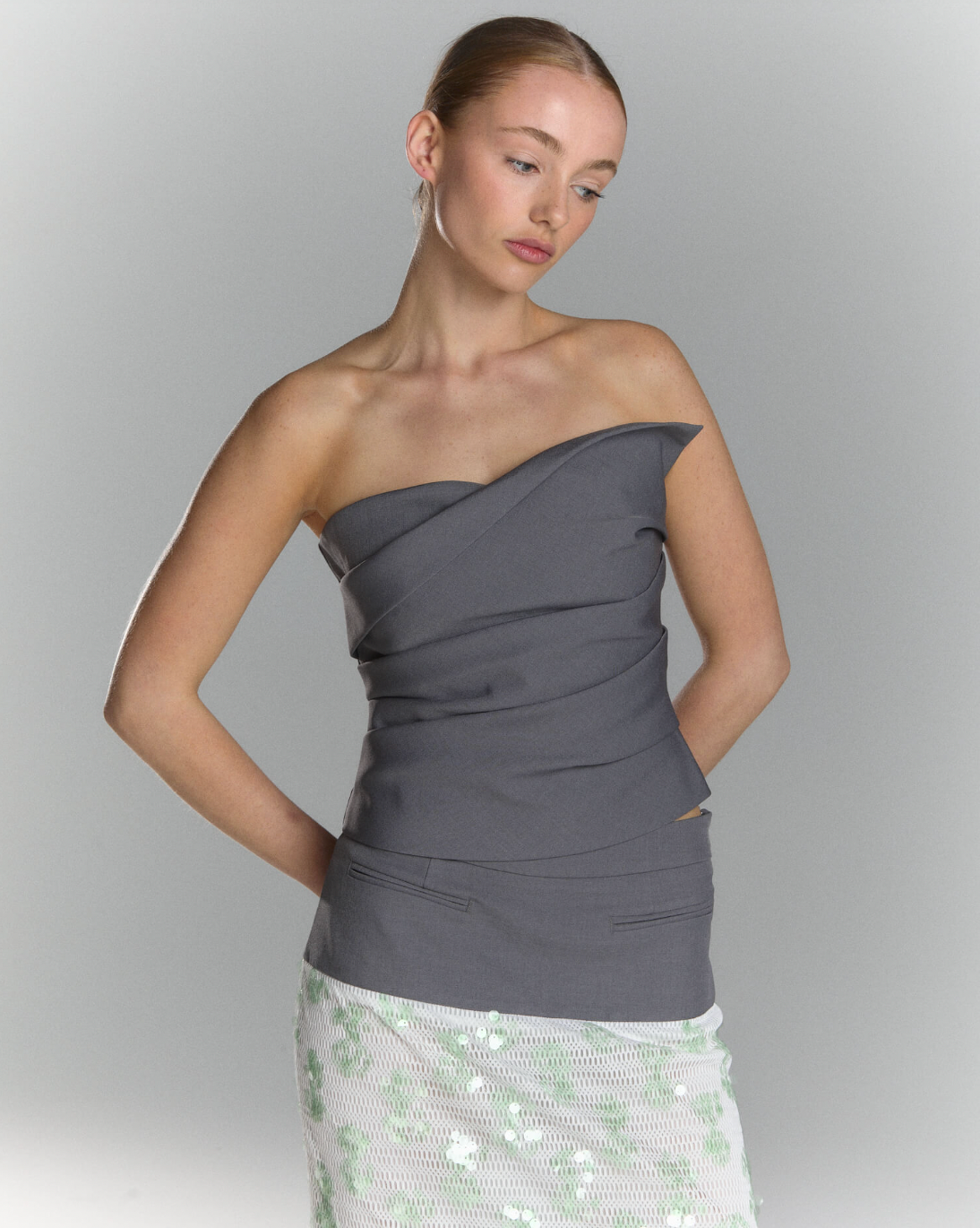 Kakia Midi Skirt in Charcoal