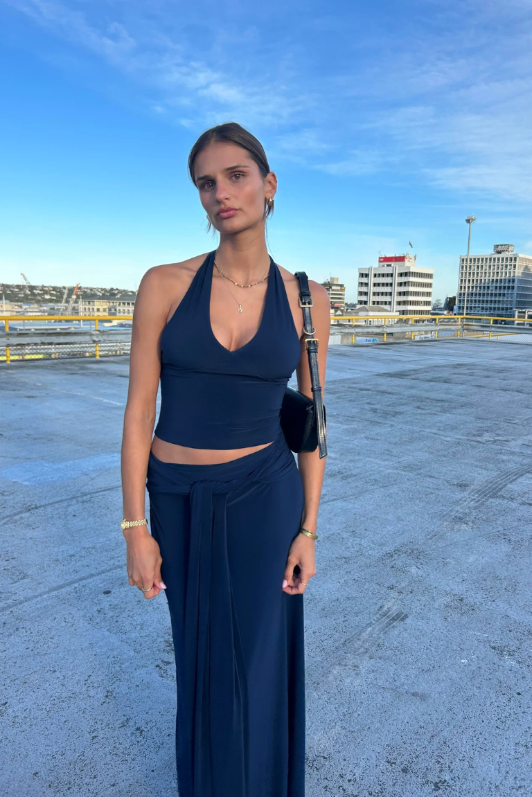 Eleni Halter in Eclipse