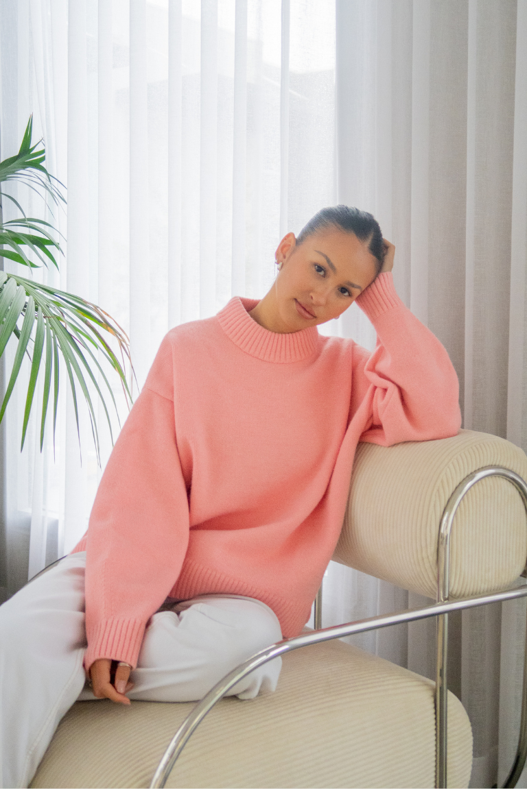 Knit Crewneck in Baby Pink