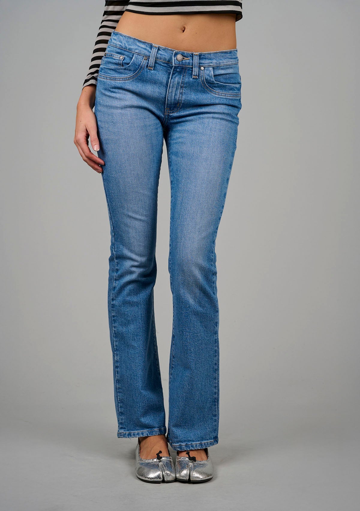 ‘Killer’ Low Rise Bootcut Jean - Pale Vintage Blue
