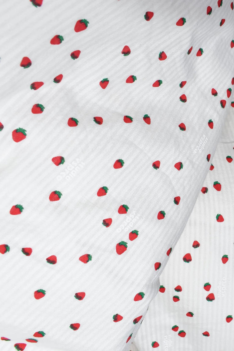 Strawberry Quilt Cover